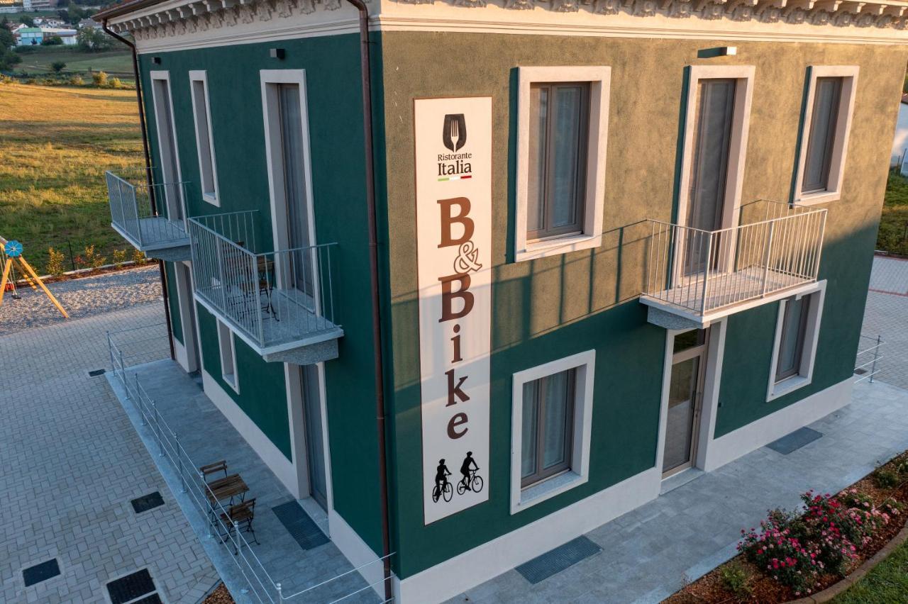 B & Bike Di Ristorante Italia Mombello Monferrato Ngoại thất bức ảnh